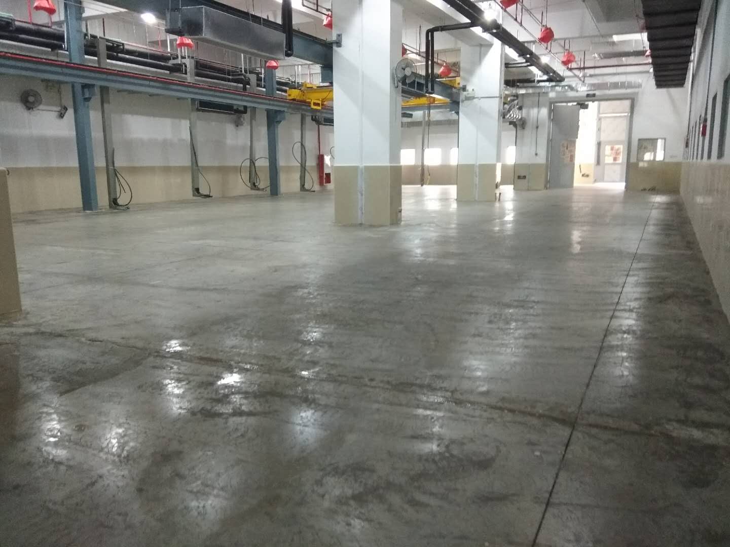 為什么我不爽快地告訴你環氧地坪漆施工價格是多少錢一平方？